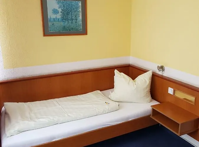 City Hotel Recklinghausen 3*